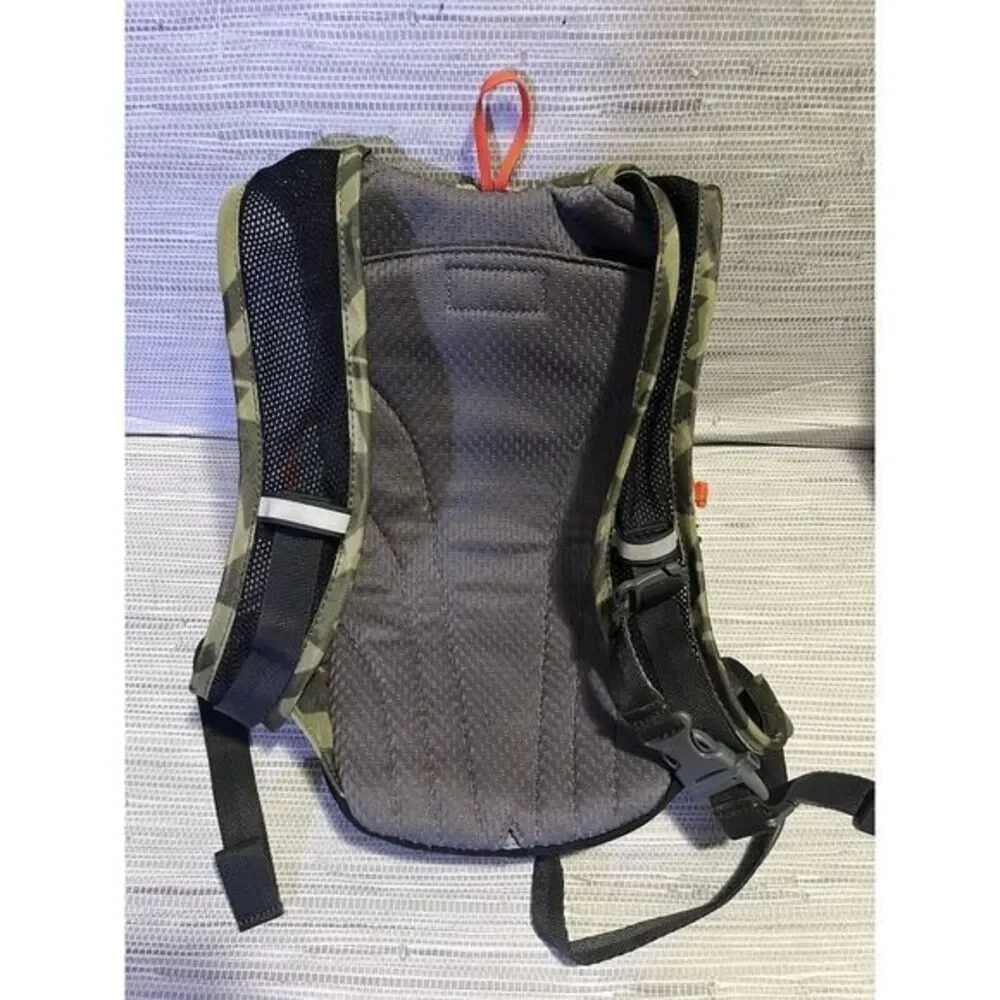 Camelbak Hydration Backpack Camo‎ Camouflage Hiking Water Bladder Green